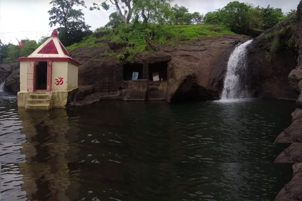 Kondeshwar Waterfall